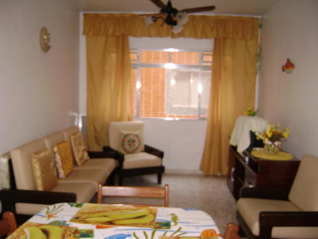 Apartamento Temporada Enseada Гуаружа Екстер'єр фото